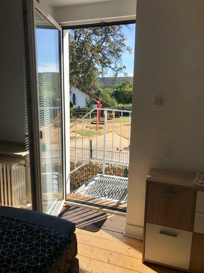 Alte Schule 1 Apartment Kall Luaran gambar